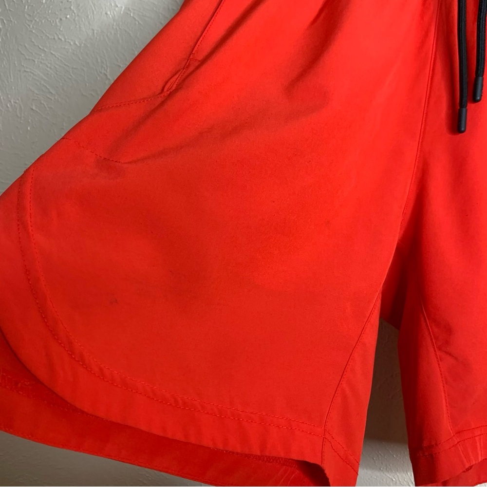 Zyia‎ mens Red Shorts - Picture 3 of 6